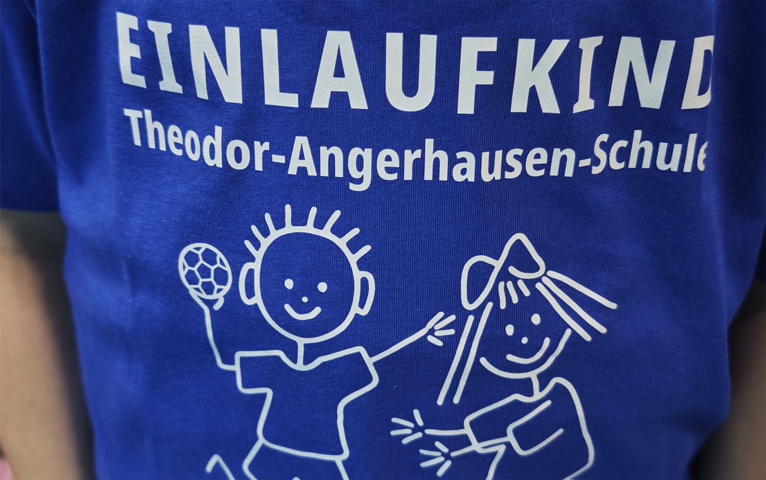 Extra für den großen Tag erstellte "Einlaufkinder"-T-Shirts